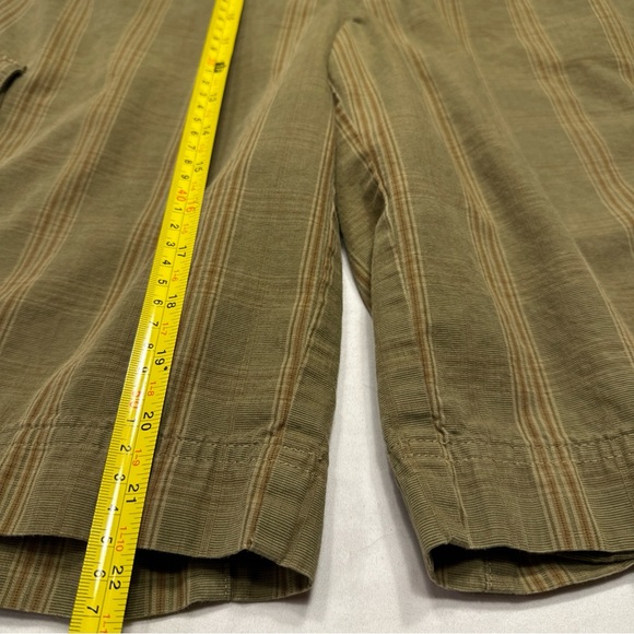 Patagonia Shorts Mens 36 Brown Green Cargo Striped Stretch Outdoors EUC Gorpcore - Picture 3 of 6